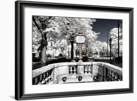 Another Look - Paris-Philippe Hugonnard-Framed Photographic Print