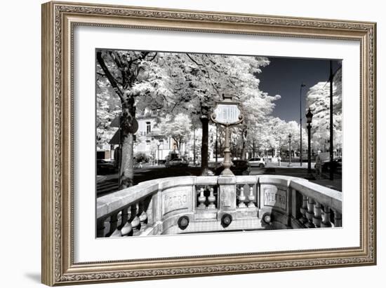 Another Look - Paris-Philippe Hugonnard-Framed Photographic Print