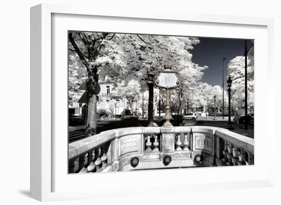 Another Look - Paris-Philippe Hugonnard-Framed Photographic Print