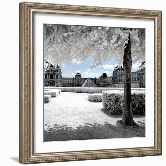 Another Look - Paris-Philippe Hugonnard-Framed Photographic Print