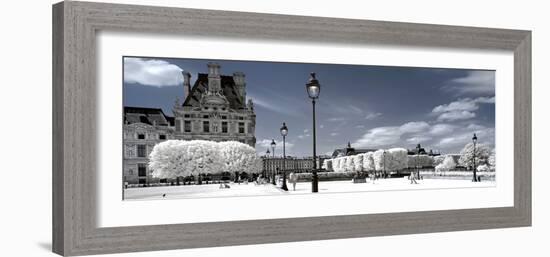 Another Look - Paris-Philippe Hugonnard-Framed Photographic Print