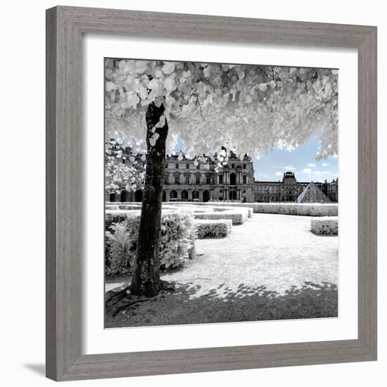 Another Look - Paris-Philippe Hugonnard-Framed Photographic Print