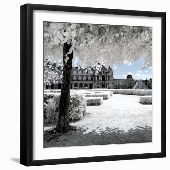 Another Look - Paris-Philippe Hugonnard-Framed Photographic Print