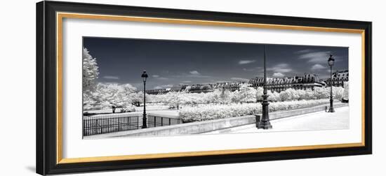 Another Look - Paris-Philippe Hugonnard-Framed Photographic Print