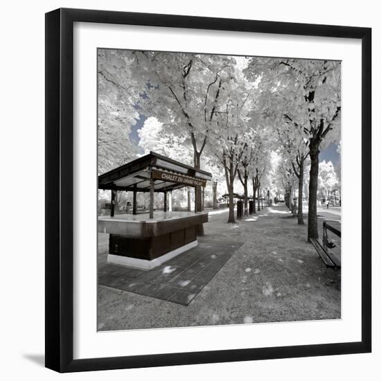 Another Look - Paris-Philippe Hugonnard-Framed Photographic Print