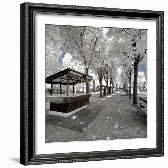 Another Look - Paris-Philippe Hugonnard-Framed Photographic Print