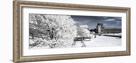 Another Look - Paris-Philippe Hugonnard-Framed Photographic Print