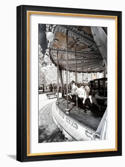 Another Look - Paris-Philippe Hugonnard-Framed Photographic Print