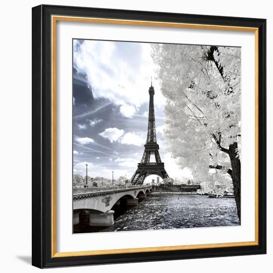 Another Look - Paris-Philippe Hugonnard-Framed Photographic Print