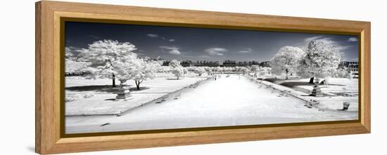 Another Look - Paris-Philippe Hugonnard-Framed Premier Image Canvas