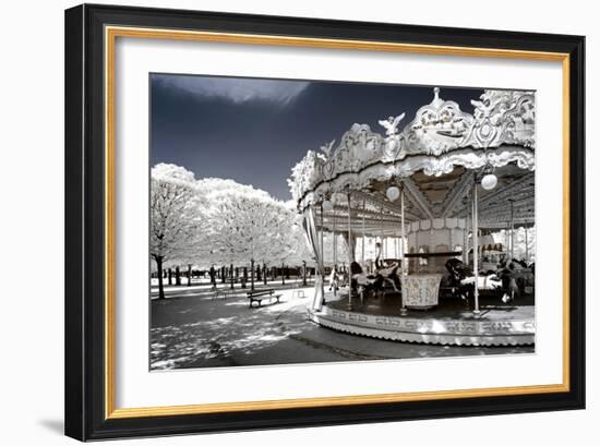 Another Look - Paris-Philippe Hugonnard-Framed Photographic Print