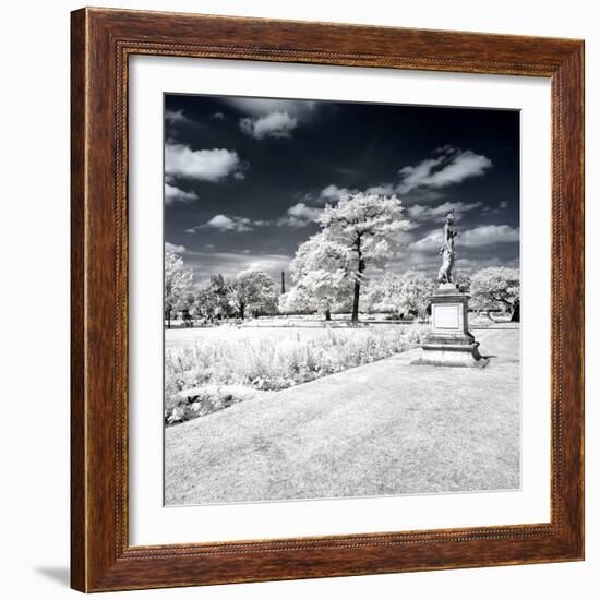 Another Look - Paris-Philippe Hugonnard-Framed Photographic Print