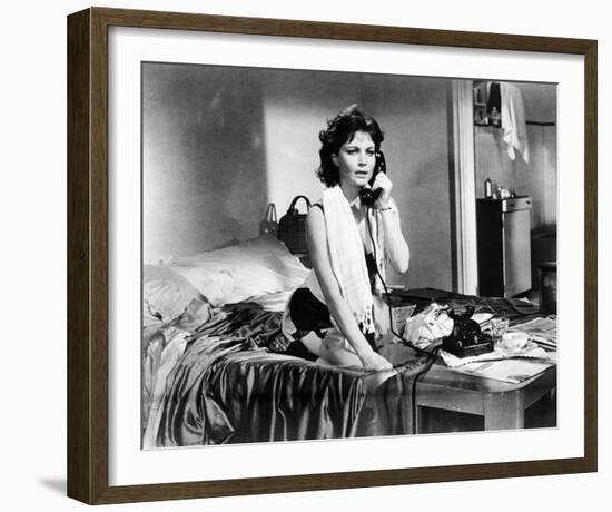 Anouk Aimee - La dolce vita-null-Framed Photo