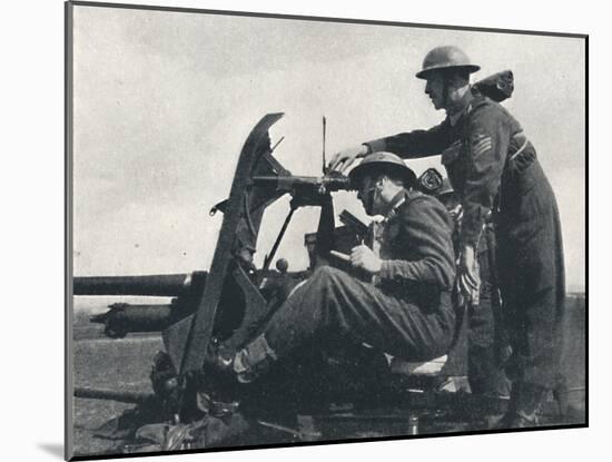 'Anti-tank', 1941-Cecil Beaton-Mounted Photographic Print