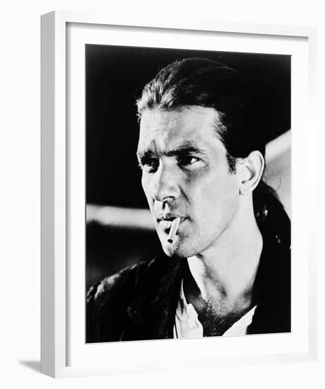 Antonio Banderas - Desperado-null-Framed Photo