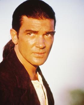 Desperado – Antonio Banderas – The Rugged Male