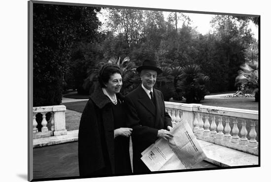 Antonio Segni and His Wife at the Quirinale Gardens-Sergio del Grande-Mounted Photographic Print