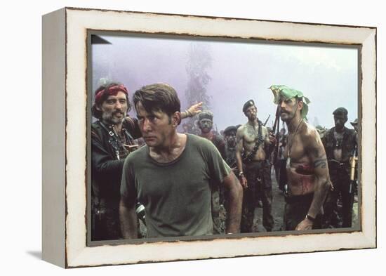 APOCALYPSE NOW, 1979 directed by FRANCIS FORD COPPOLA Dennis Hopper and Martin Sheen (photo)-null-Framed Stretched Canvas