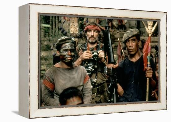 APOCALYPSE NOW, 1979 directed by FRANCIS FORD COPPOLA Dennis Hopper (photo)-null-Framed Stretched Canvas