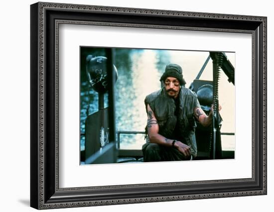 APOCALYPSE NOW, 1979 directed by FRANCIS FORD COPPOLA Frederic Forrest (photo)-null-Framed Photo
