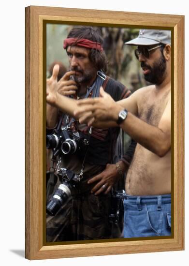 APOCALYPSE NOW, 1979 directed by FRANCIS FORD COPPOLA On the set, Francis Ford Coppola directs Denn-null-Framed Stretched Canvas