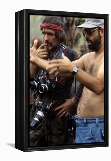 APOCALYPSE NOW, 1979 directed by FRANCIS FORD COPPOLA On the set, Francis Ford Coppola directs Denn-null-Framed Stretched Canvas