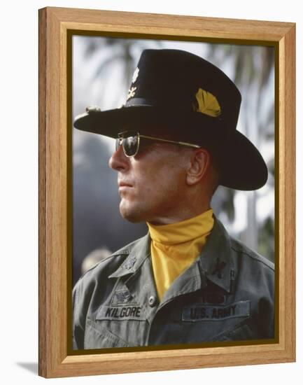 APOCALYPSE NOW, 1979 directed by FRANCIS FORD COPPOLA Robert Duvall (photo)-null-Framed Stretched Canvas