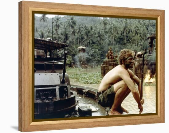 APOCALYPSE NOW, 1979 directed by FRANCIS FORD COPPOLA Sam Bottoms (photo)-null-Framed Stretched Canvas