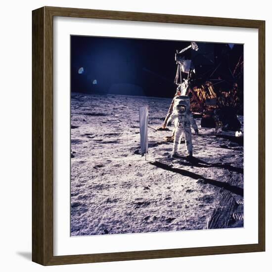 Apollo 11 Aldrin-Niel Armstrong-Framed Photographic Print