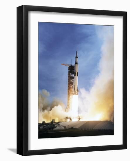 Apollo 15 1971-null-Framed Photographic Print