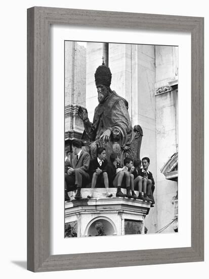 Apostolic Pilgrimage of Pope John XXIII to Loreto-Sergio del Grande-Framed Giclee Print