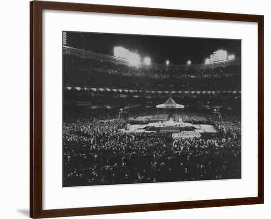 Appearance of Pope Paul VI for Roman Catholic Mass in New York Yankee Stadium-Ralph Morse-Framed Photographic Print