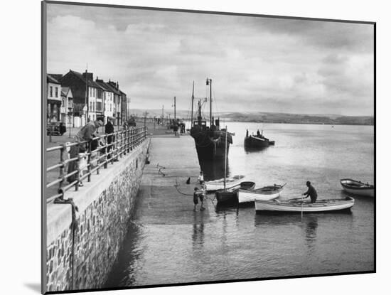 Appledore-null-Mounted Photographic Print