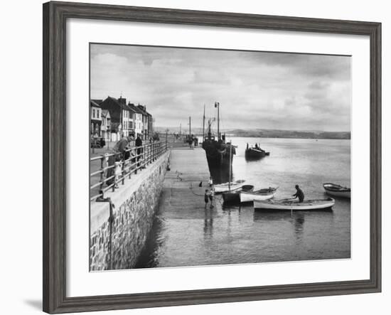 Appledore-null-Framed Photographic Print