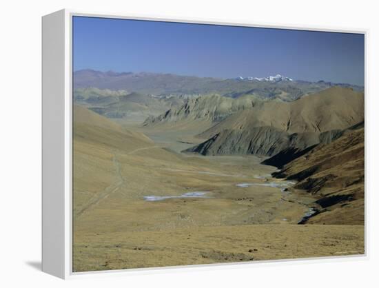 Approach to Mount Everest, Tingri, Tibet, China, Asia-Gavin Hellier-Framed Premier Image Canvas