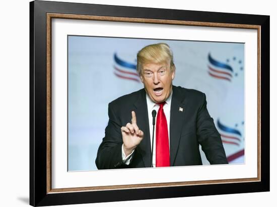 APTOPIX GOP 2016 Trump Conservatives-Cliff Owen-Framed Photographic Print