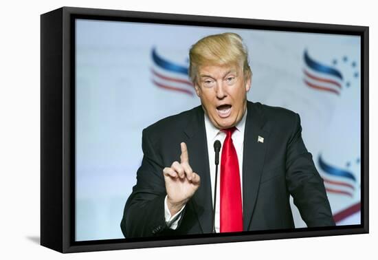 APTOPIX GOP 2016 Trump Conservatives-Cliff Owen-Framed Premier Image Canvas