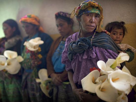 Aptopix Guatemala Burial Photographic Print Rodrigo Abd Art Com