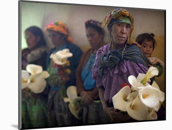 APTOPIX Guatemala Burial-Rodrigo Abd-Mounted Photographic Print