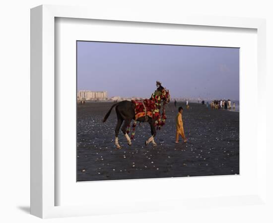 APTOPIX Pakistan Daily Life-Muhammed Muheisen-Framed Photographic Print