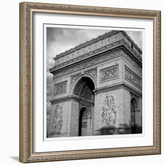 Arc de Triomphe-Emily Navas-Framed Photographic Print