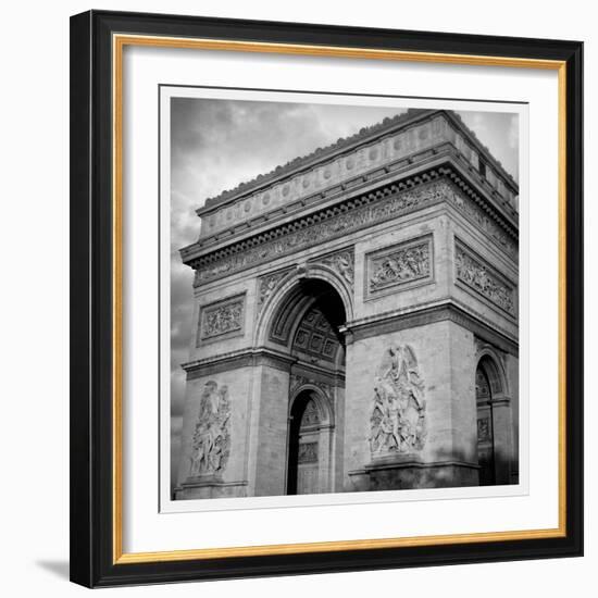 Arc de Triomphe-Emily Navas-Framed Photographic Print