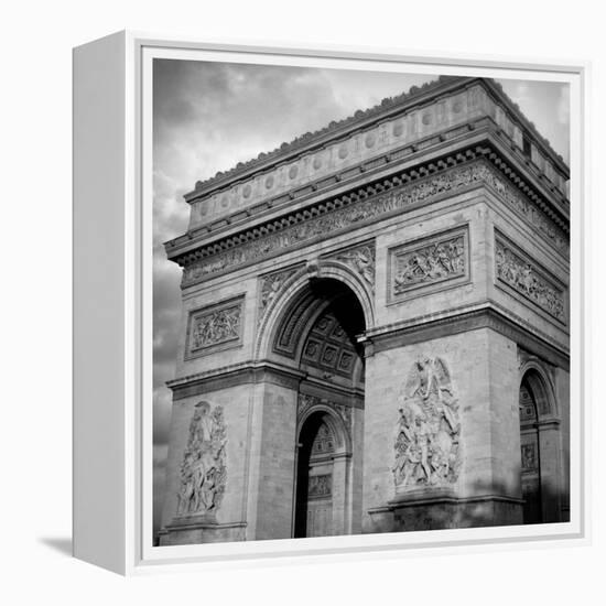 Arc de Triomphe-Emily Navas-Framed Premier Image Canvas