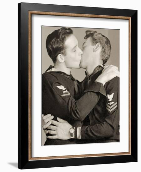 Arcade Photo of Two U.S. Navy Crows Kissing, C.1940-null-Framed Photographic Print