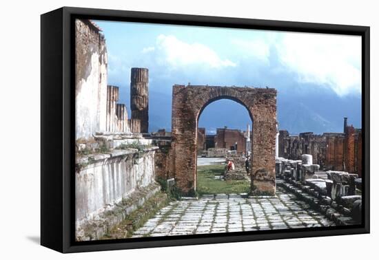 Arch and Walkway, Pompeii, Ancient Rome, 1st Century Ad-null-Framed Premier Image Canvas