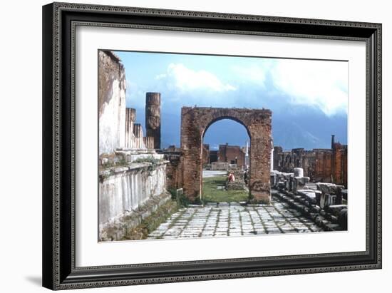 Arch and Walkway, Pompeii, Ancient Rome, 1st Century Ad-null-Framed Photographic Print