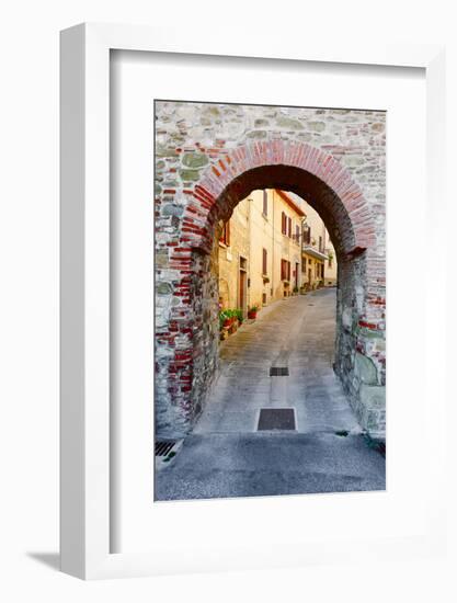 Arch-gkuna-Framed Photographic Print