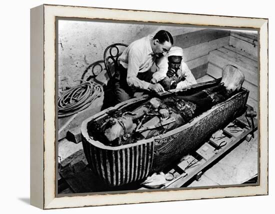 Archaeologist Howard Carter Examining Coffin of Tutankhamen, with 14th Century Egyptian Pharaoh-null-Framed Premier Image Canvas