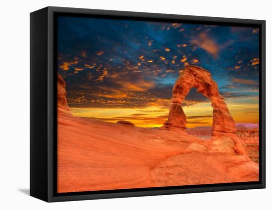 Arches National Park Delicate Arch Sunset in Moab Utah USA Photo Mount-holbox-Framed Premier Image Canvas