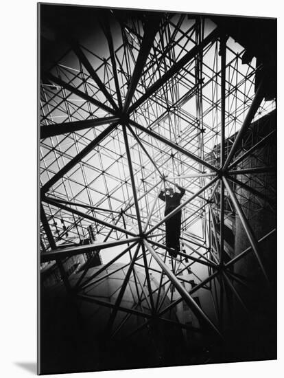 Architect Buckminster Fuller Explaining Principles of Dymaxion Building-Yale Joel-Mounted Premium Photographic Print